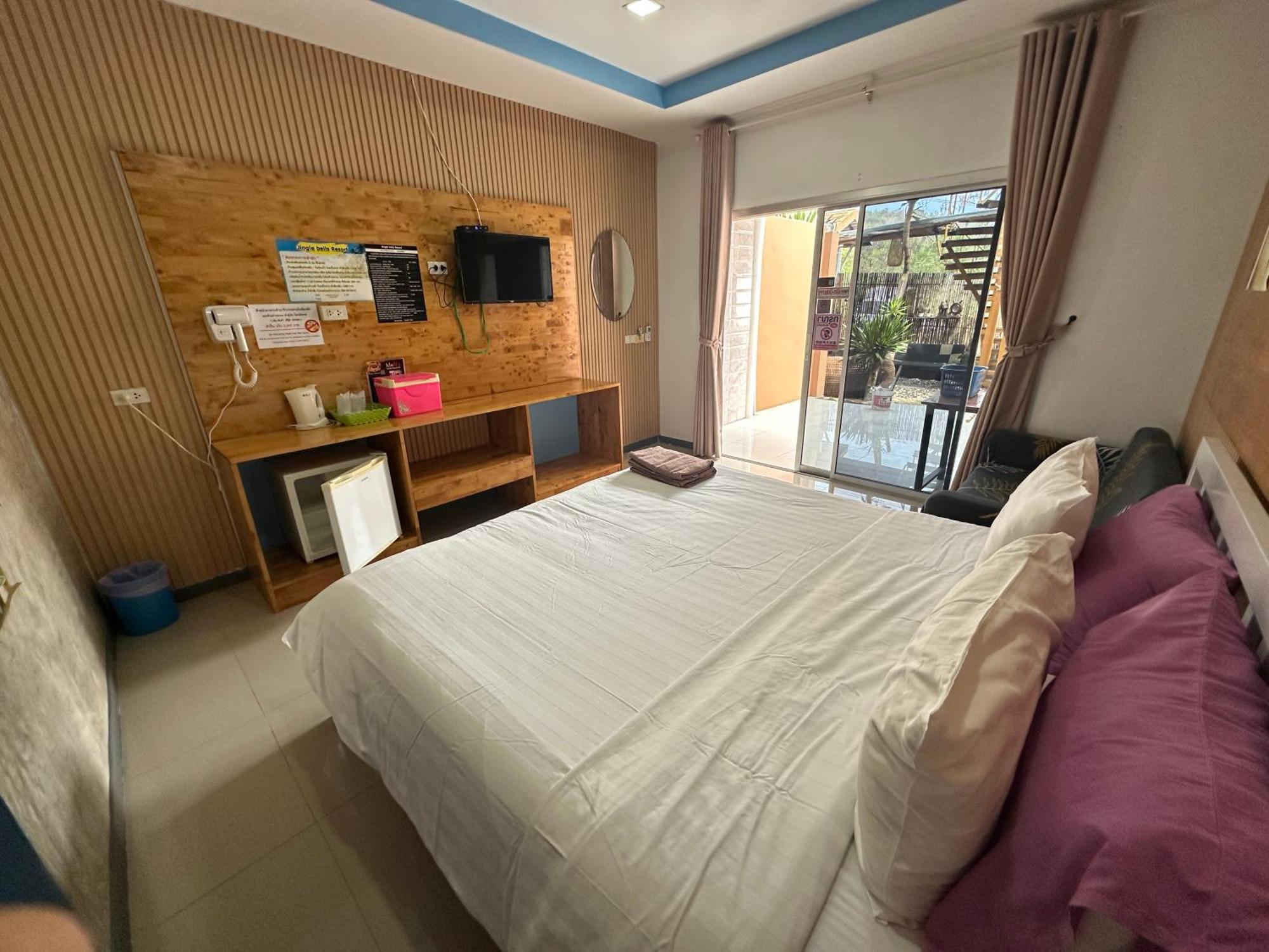 Jingle Bells Resort Ko Lan Exterior photo
